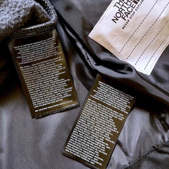 The North Face Boys’ Vortex TriClimate Black Jacket - Picture 8 of 11